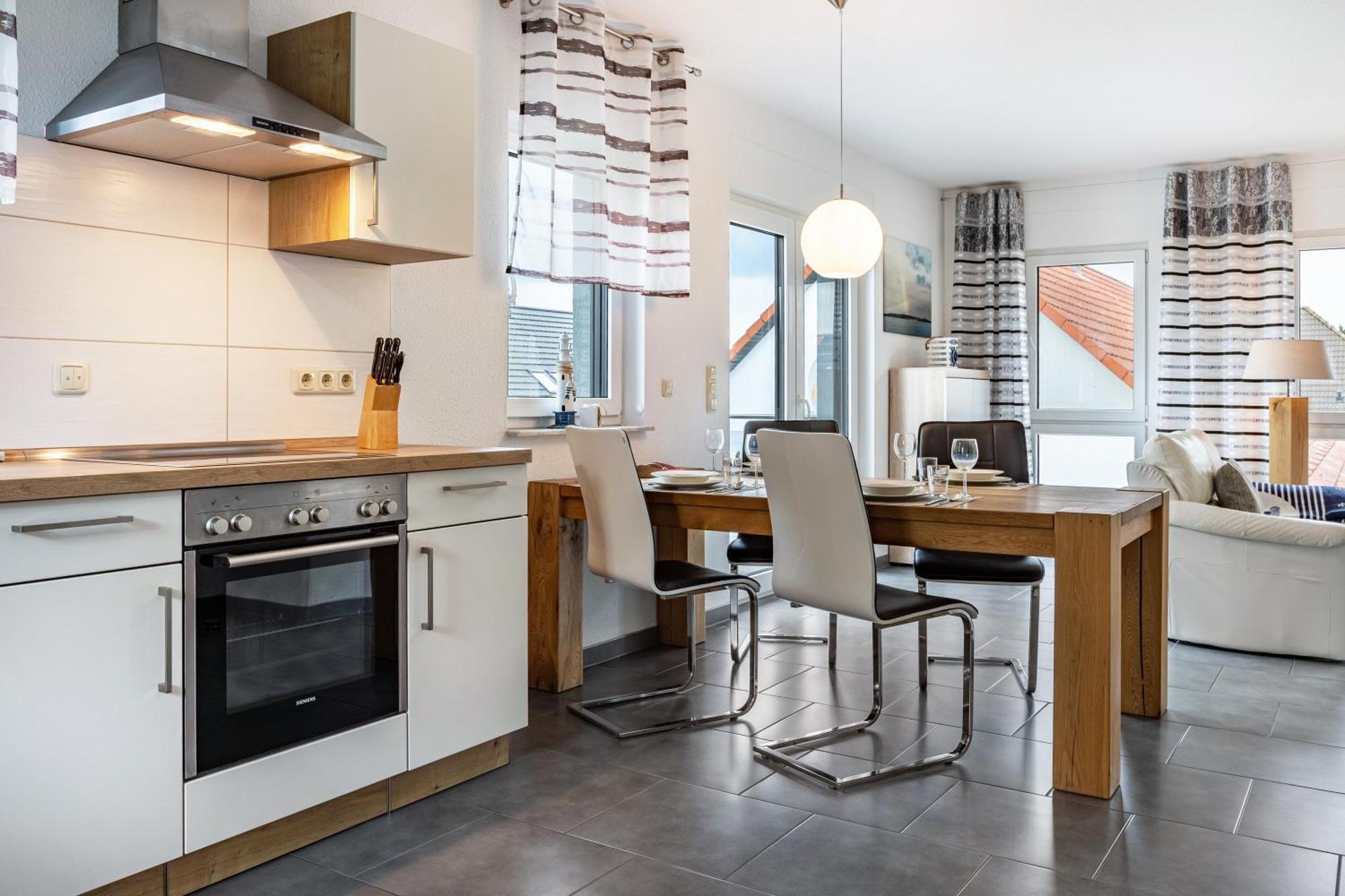 Ferienvilla Kapitaenshaus Karlshagen エクステリア 写真